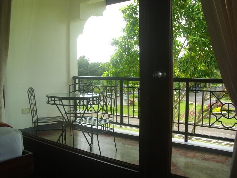 Graceland Estates And Country Club Hotell Lucena Eksteriør bilde